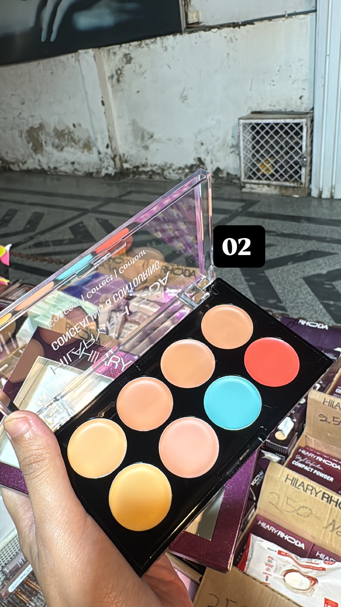 HR BASE PALETTE