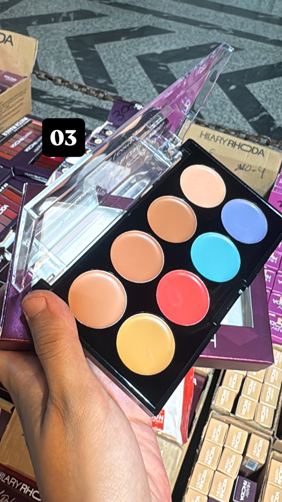HR BASE PALETTE