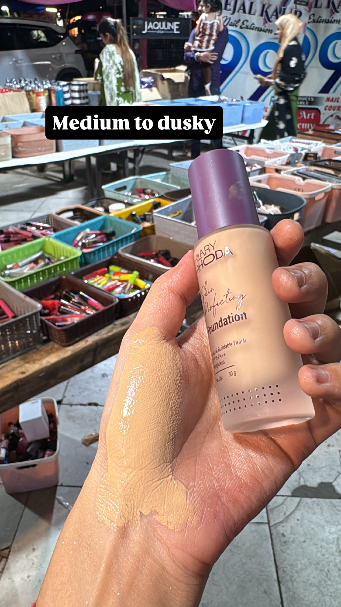 HR SKIN PERFECTING FOUNDATION